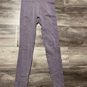 Mono B Women’s Lavender Leggings